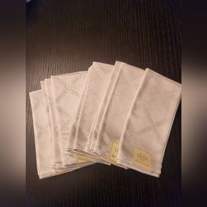12 Lenox Napkins